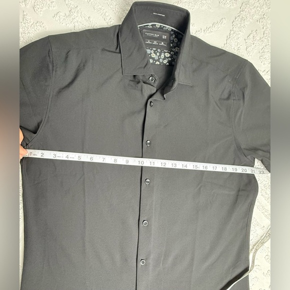 Men's Black Short Sleeve Shirt - Picture 4 of 5